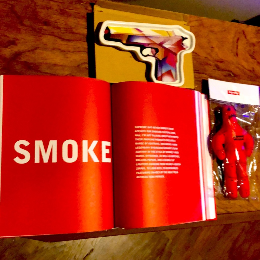 Supreme x A. Mendini Milano Ashtray (New)